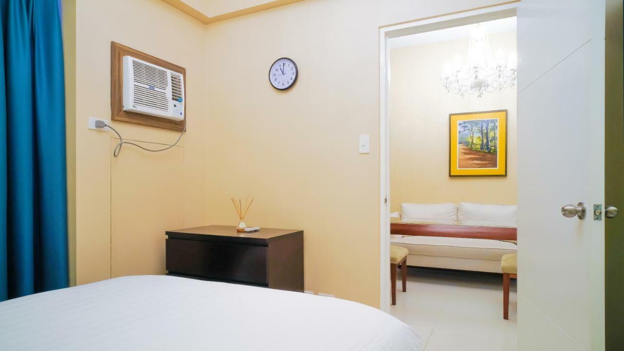 Currency Serviced Suites มะนิลา ภายนอก รูปภาพ