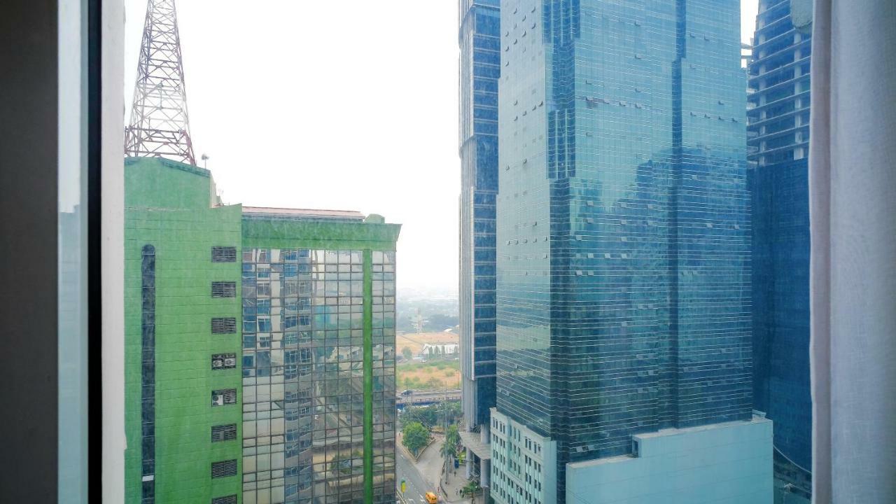 Currency Serviced Suites มะนิลา ภายนอก รูปภาพ